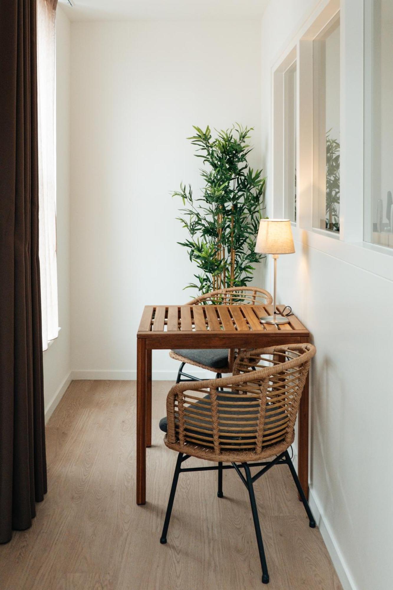 Urban Suites ไอนด์โฮเวน ภายนอก รูปภาพ
